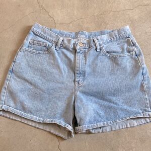 Riders high rise 90s mom denim shorts size 14